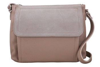 Kožená kabelka se semišovou klopou - pudrově růžová