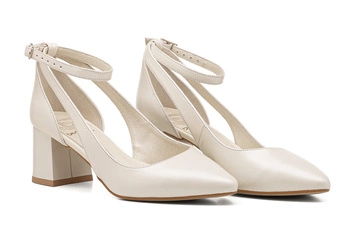 Nízké lodičky na jehlovém podpatku Gabi v barvě ecru