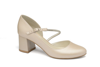 BUTDAM béžové nízké lodičky s brokátovým páskem