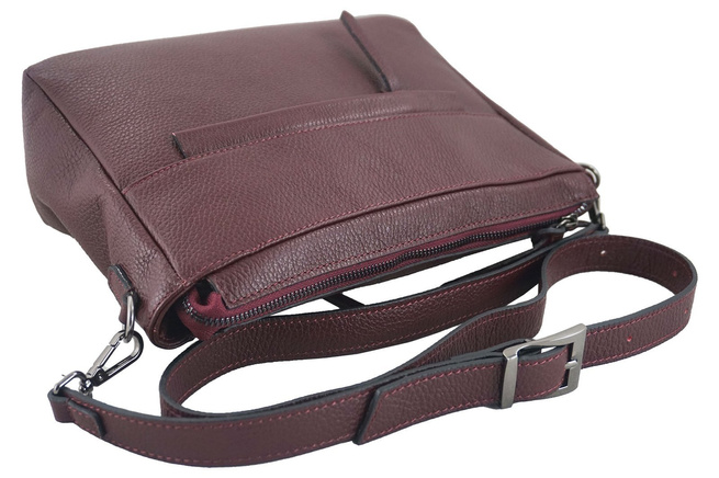 Kabelka s nastavitelným popruhem - bordó