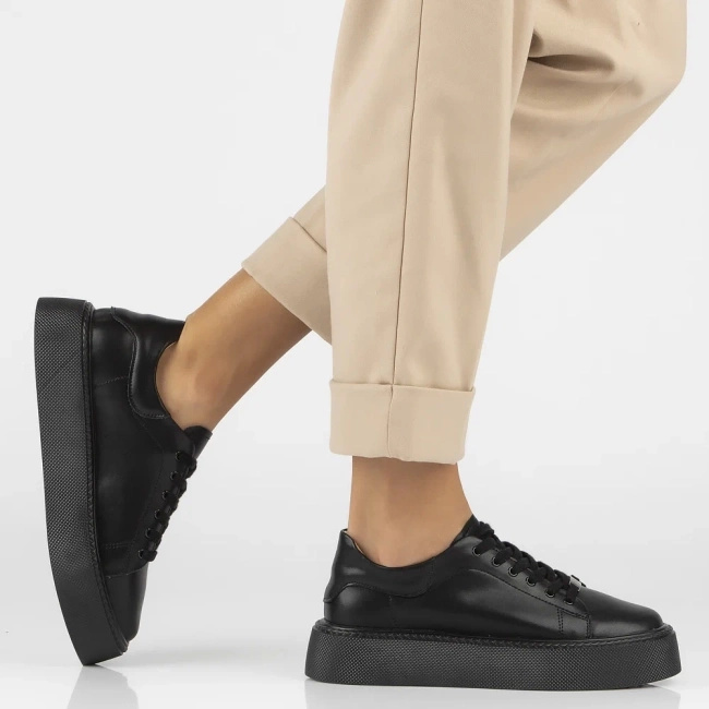 Skórzane sneakersy Filippo DP6119/25 czarne lico