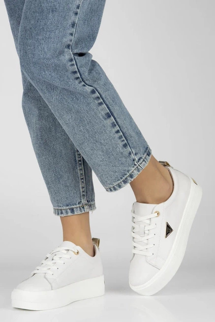 Skórzane sneakersy Filippo  DP3533/25 WH Białe