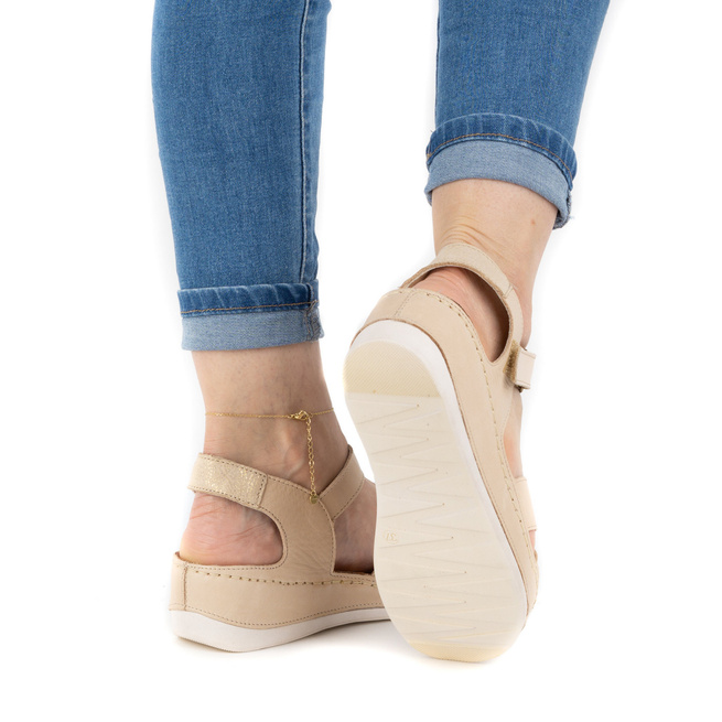 Pohodlné dámské kožené sandály 0473W beige