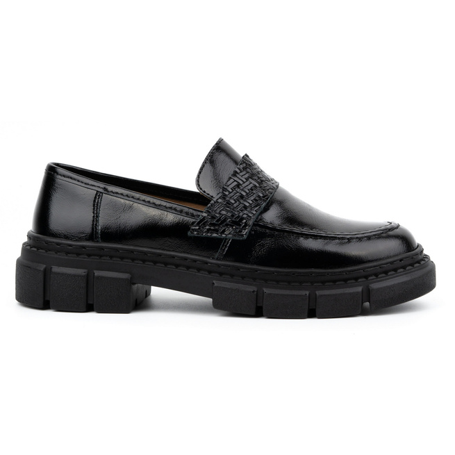 Dámské kožené nazouvací polobotky 0706 černé s tlustou podrážkou