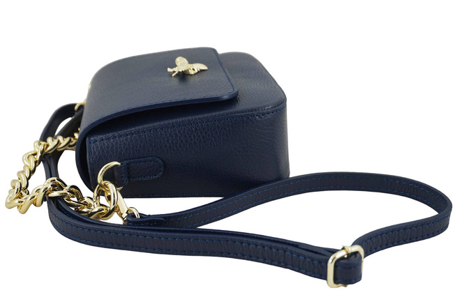 Módní kožená kabelka se zlatým řetízkem - námořnická modř