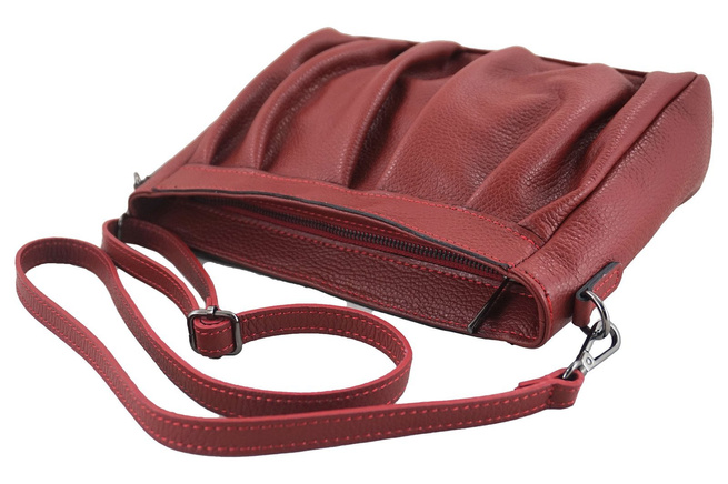 Dámská módní mačkaná kabelka - černá