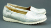 Damskie buty skórzane baleriny białe 2107