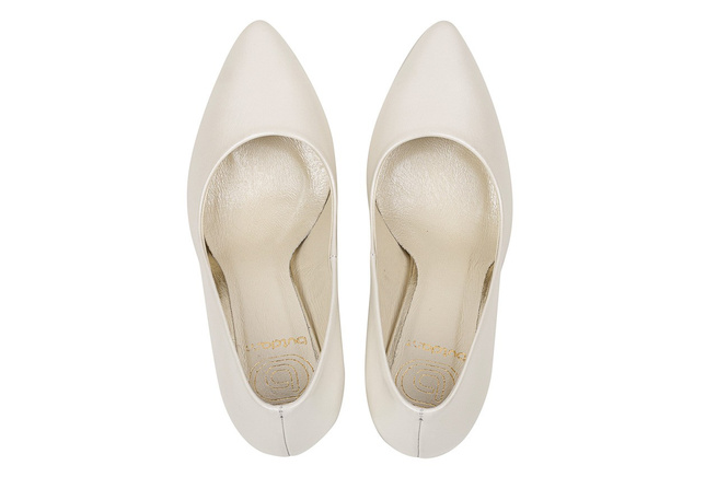 Kožené lodičky na módní tyči ecru Alicja