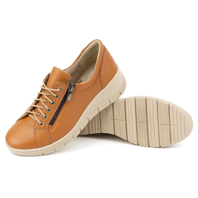 Dámské kožené polobotky na silné podrážce 1236 červená