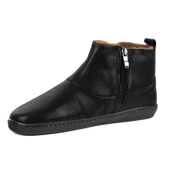 Buty damskie zimowe barefoot skórzane Z-B07 czarne wzór fali na zamek