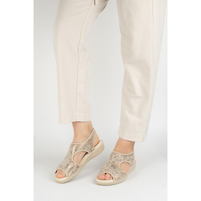 Dámské flexibilní sandály comfooty emma beige glossy