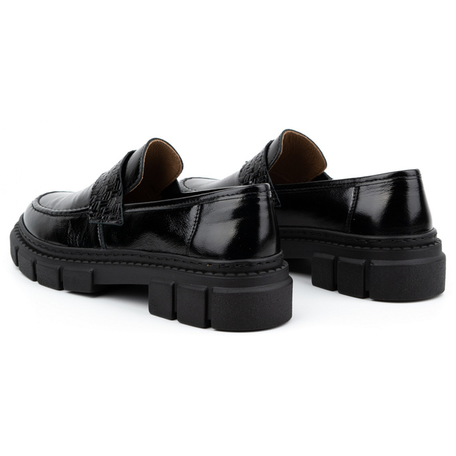 Dámské kožené nazouvací polobotky 0706 černé s tlustou podrážkou