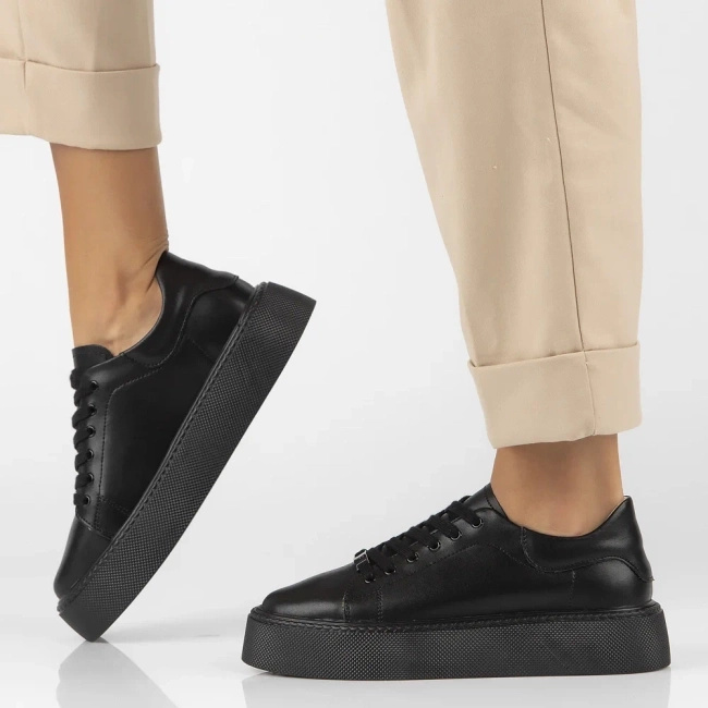 Skórzane sneakersy Filippo DP6119/25 czarne lico