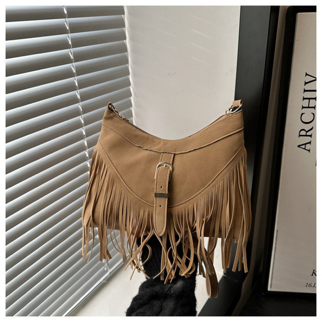 Dámská kabelka se střapci SB96 dark boho beige