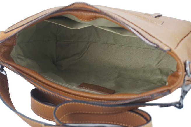 Kabelka s nastavitelným popruhem - bordó