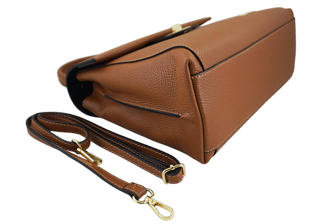 Kufr kožené kabelky - světle hnědý