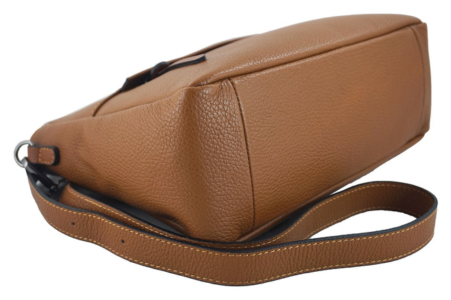 Kabelka s nastavitelným popruhem - bordó