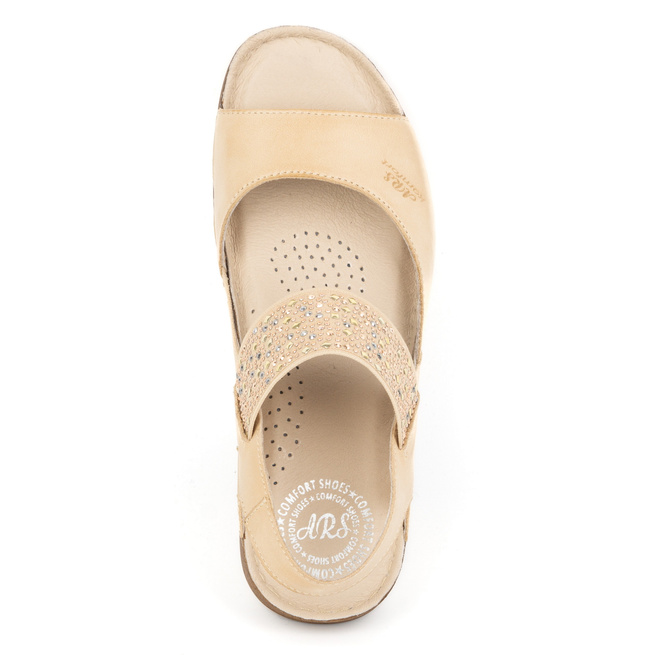 Dámské kožené sandály POLISH s měkkou stélkou 0546 beige