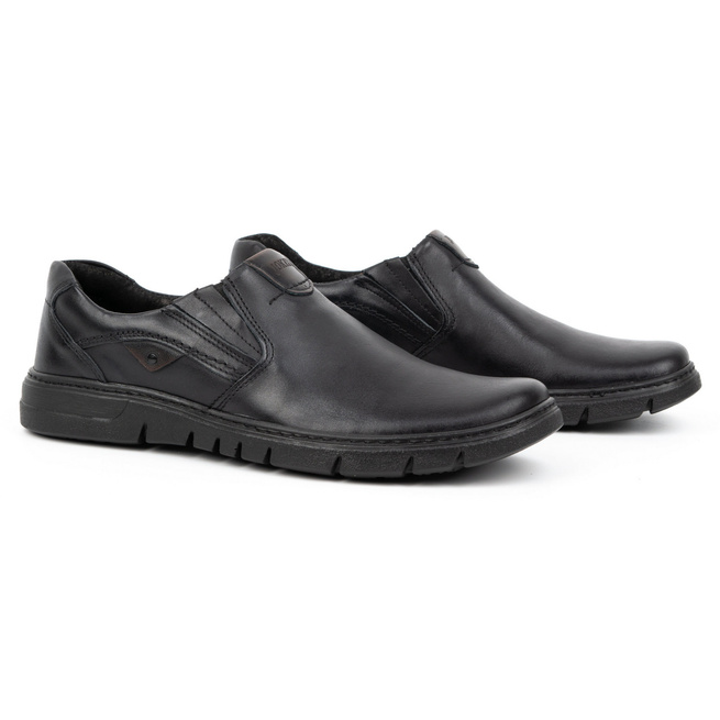 Pánská kožená nazouvací obuv 507J černá obuv