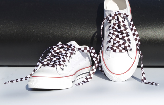 Ploché tkaničky s potiskem Crate, Amusing Laces