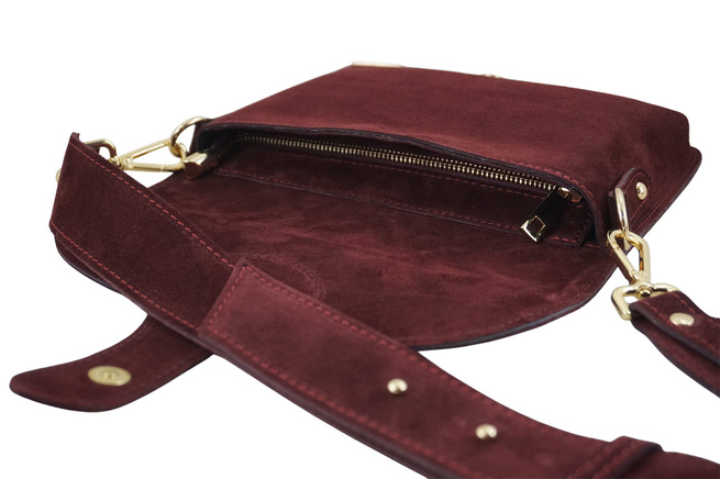 Semišová poštovní taška se širokým popruhem - bordó