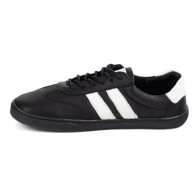Buty skórzane damskie JOKER BLACKORWHITE 908 czarne – minimalistyczne sneakersy od Olivier