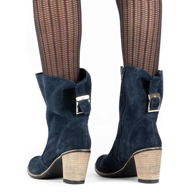 Tmavě modré prolamované kožené boty Sophia