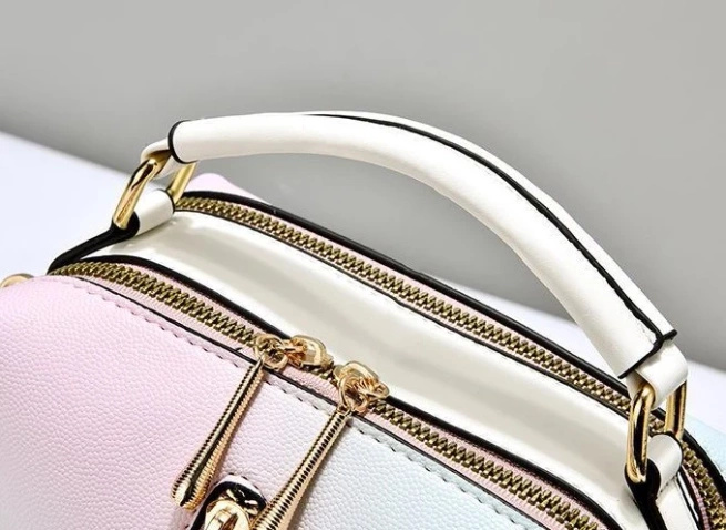 modna Torebka kuferek metaliczna czarna