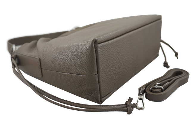 Włoska torebka marszczona na ramię - Beżowa ciemna