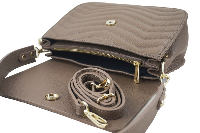 Dámská prošívaná kabelka - postbag - námořnická modrá